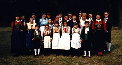 gruppo.jpg (27682 byte)